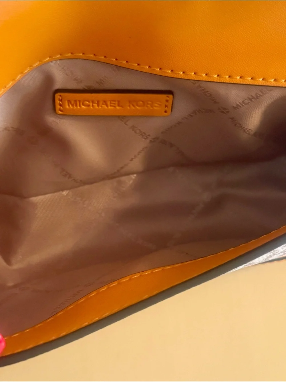 🍊 Michael Kors SOHO Fruit Print Small Pouchette Xbody
